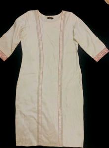 Ziyaa Off White Straight Kurti