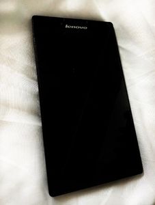 LENOVO Tablet Wifi+ Calling+3G+SelfoeCamera