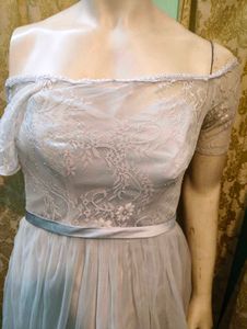 Elegant Lace Off-Shoulder Dress