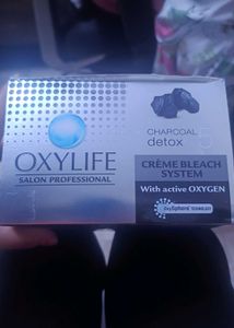 Oxylife Charcoal Detox Creme Bleach