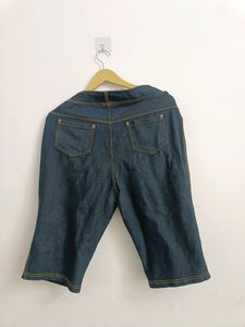 Plus Size 3/4 Shorts