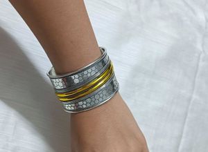 Unique Handcuff bracelet!