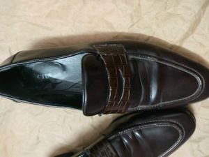 INVICTUS signature Men Coffee brown soild penny Lo