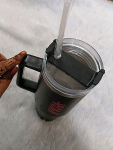 NYKAA Tumbler