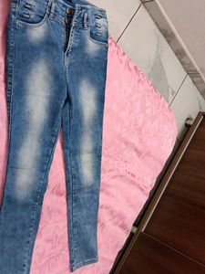 High Waisted Jeans