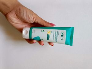 Plum Cica &amp; Hyaluronic Acid Sunscreen SPF 50