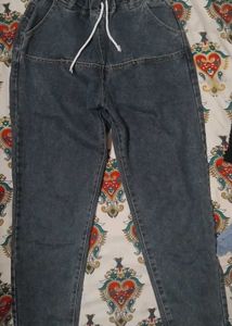 Trendy Denim Jeans