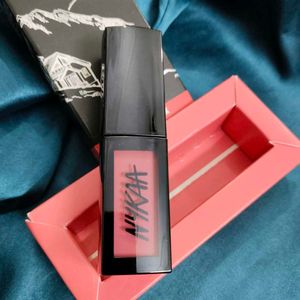 Nykaa Matte Lipstick - Gul