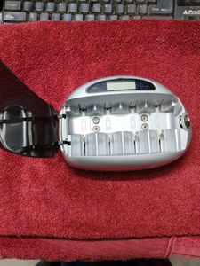 Battery Charger (Hope Working)