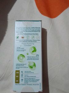 Himalaya Purifying Neem Face Serum