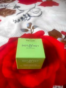 Dot & Key Moisturizer