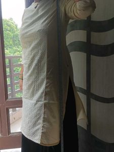 Elegant White Embroidered Kurta