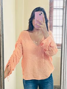 Long Thread Sleeves Top