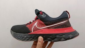 Shoes Nike React Size 10-11