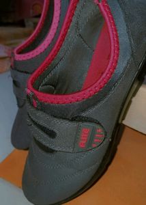 Flite Casual Shoes For Women