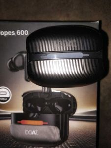 BoAt Airdopes 600 Golden Bluetooth Earbuds