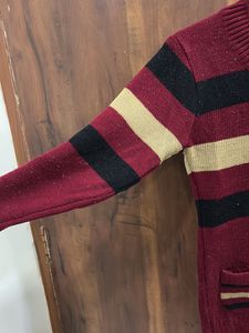 women woolen top