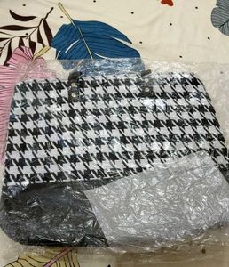 Black &amp; White Handbag For Women