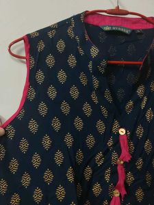 Navy Blue Printed Kurta