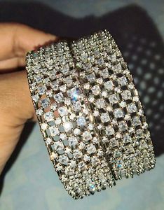Sparkling Bangle Set
