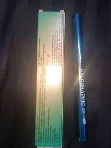 Swiss Beauty Holographic Eyeliner
