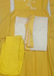 Gown Yellow Clr.