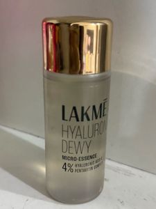 Lakme Hyaluronic Dew Serum