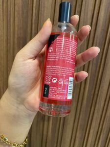 Body Shop Strawberry Brume corps Mist