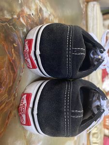 Black Vans