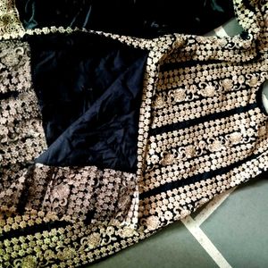 Embroidered Kurta Set