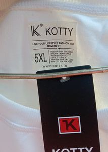 Kotty Women&#39;s Sweatshirts