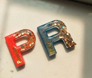 RESIN KEYCHAINCompletely Customisable Available wi