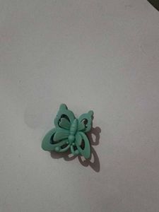 Lip Balm With Free Butterfly Clutcher