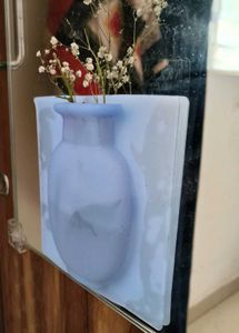 Stick On vase