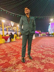 Stylish Green Men's Suit