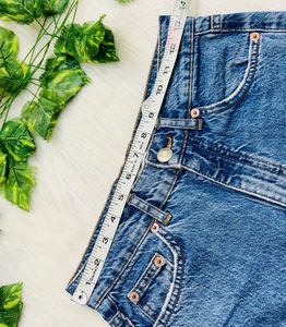 Distressed Wide Leg Denim Jeans