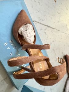 Elegant Nude Suede Heels – My Foot