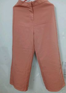 Trendy Peach Pants