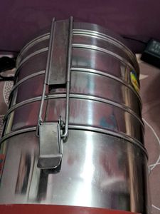 Family Tiffin
