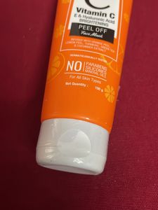 St Botanica Vitamin C Hyaluronic Acid Peeloff Mask
