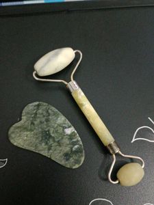 Facial Roller &amp; Gua Sha and scalp massager set