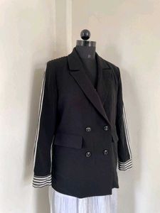 elegant black 🖤 Striped Blazer