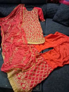 Red Embroidered Kurta Set 36 size