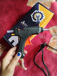 Glue Gun💗