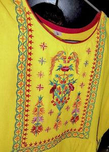 Vibrant Yellow Embroidered Kurta!!💛