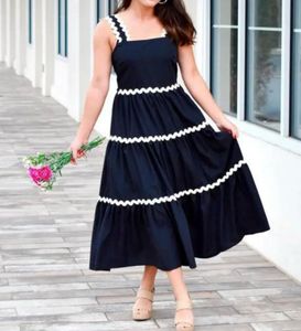 Black Tiered Midi Dress🖤