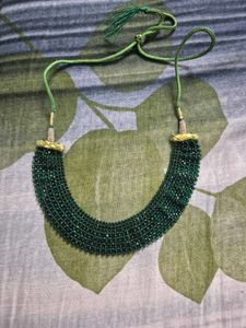 Choker Neckpiece