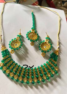 Green Jewellery Set