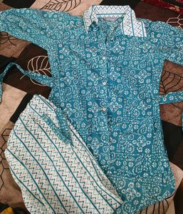 Patterned Blue Shirt