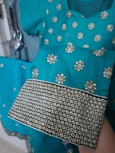 Beautiful Party Wear Chudidar Suit